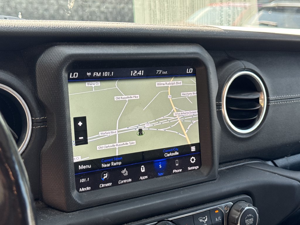 Used 2020 Jeep Gladiator Overland AWD/4WD image 21