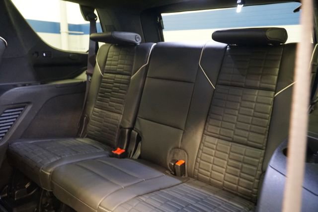Used 2023 Cadillac Escalade Sport Platinum w/ LPO, ONYX Package AWD/4WD image 27