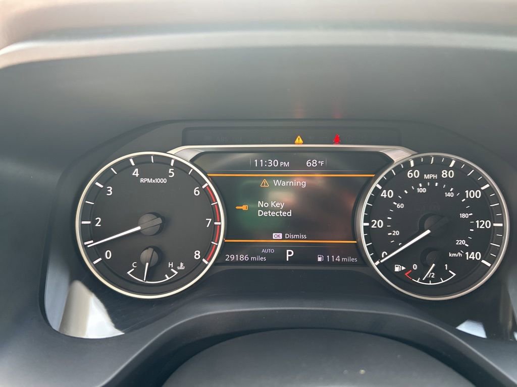 Used 2023 Nissan Rogue S image 18