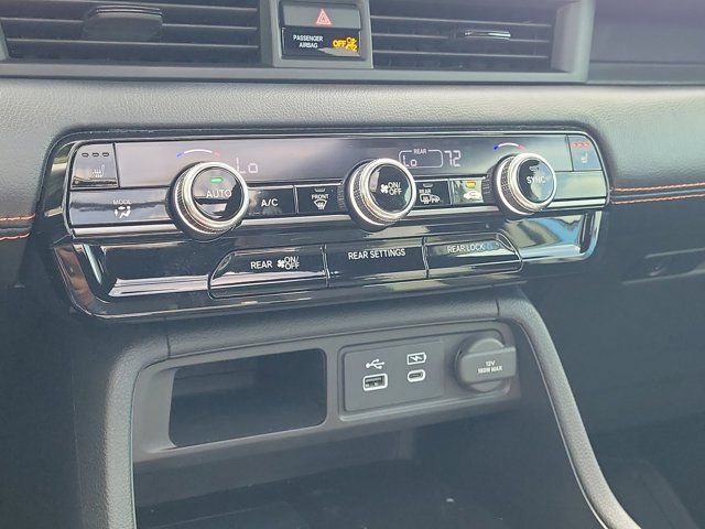 Certified 2025 Honda Pilot TrailSport image 28