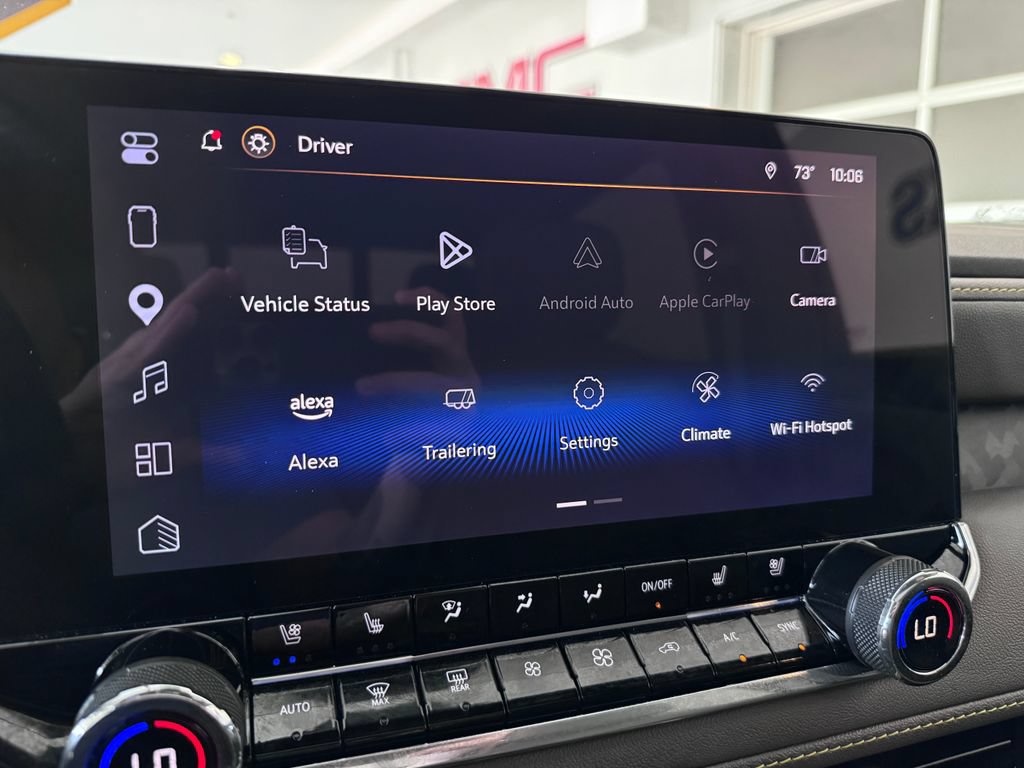 Certified 2025 Chevrolet Colorado ZR2 w/ Technology Package AWD/4WD image 17