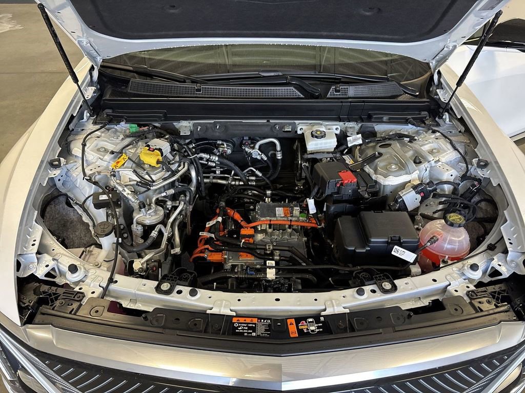 New 2025 Cadillac Lyriq Luxury image 31