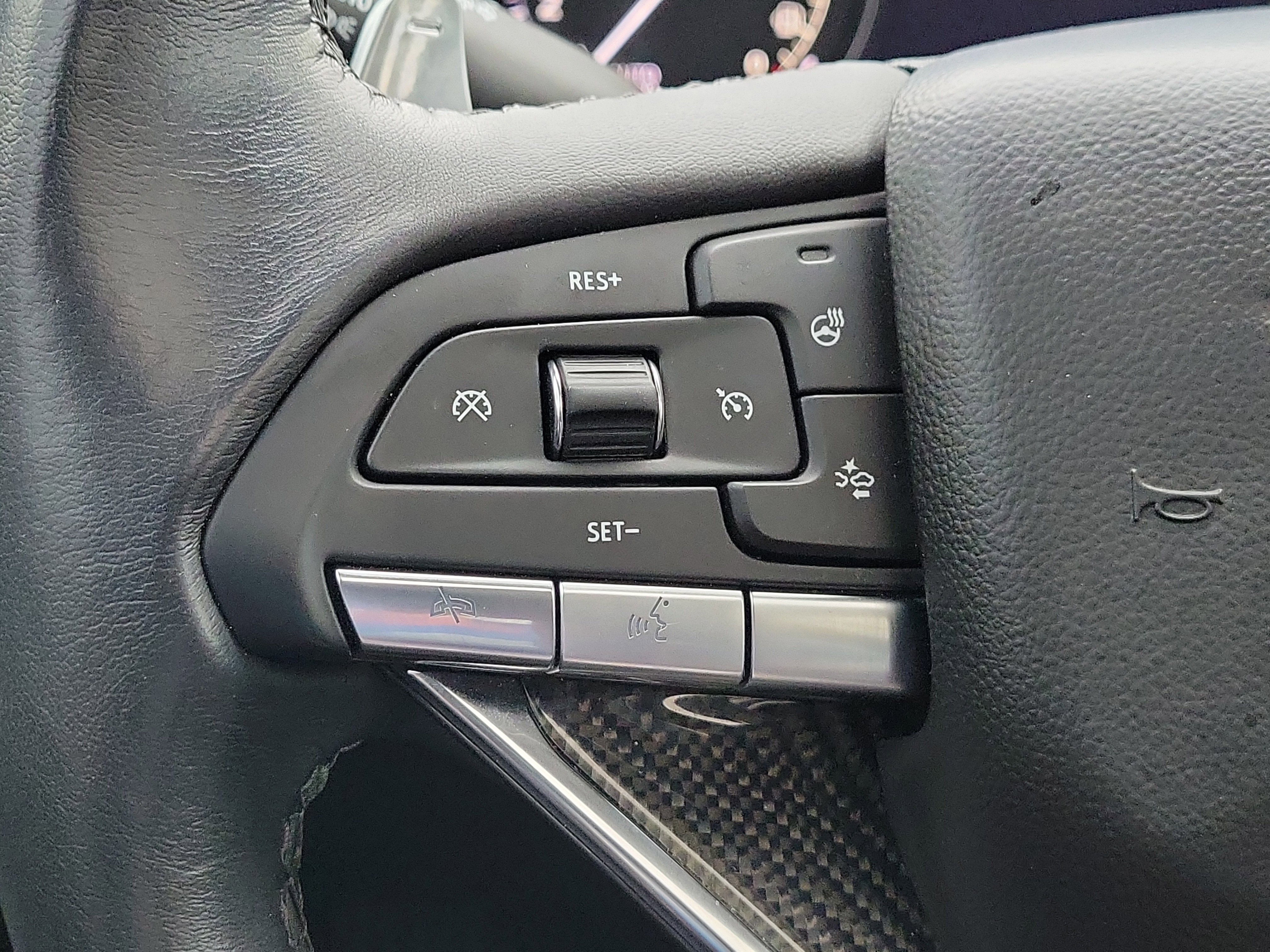 Used 2023 Cadillac XT6 Sport w/ LPO, Onyx Lite Package image 23