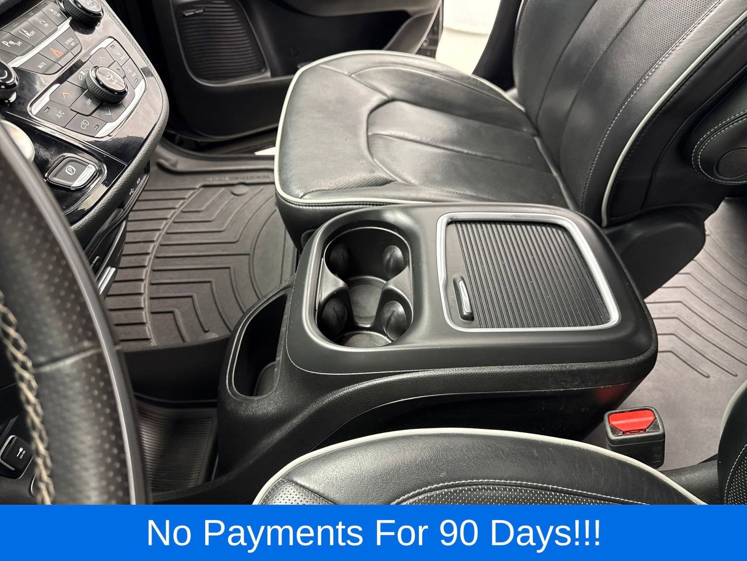 Used 2020 Chrysler Pacifica Limited FWD image 23
