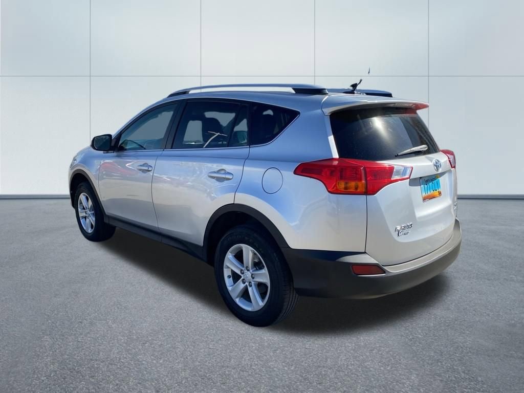 Used 2014 Toyota RAV4 XLE AWD/4WD image 6
