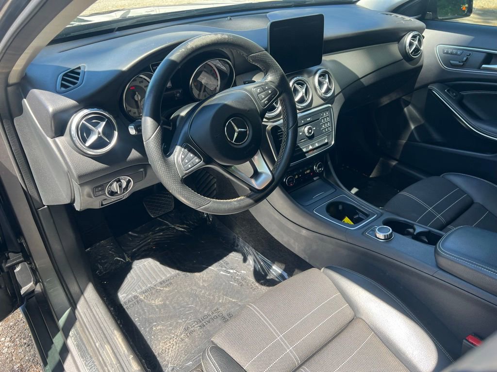 Used 2017 Mercedes-Benz GLA 250 image 9
