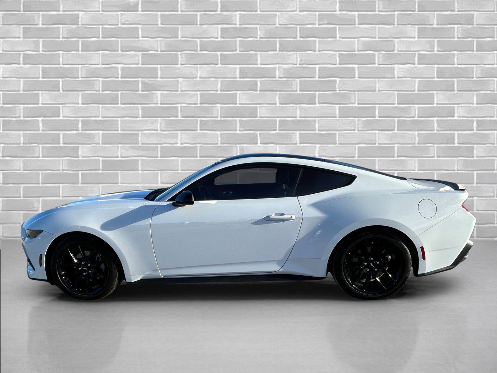 Used 2025 Ford Mustang Coupe image 7