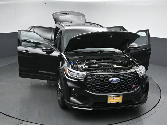 Certified 2025 Ford Explorer ST AWD/4WD image 56