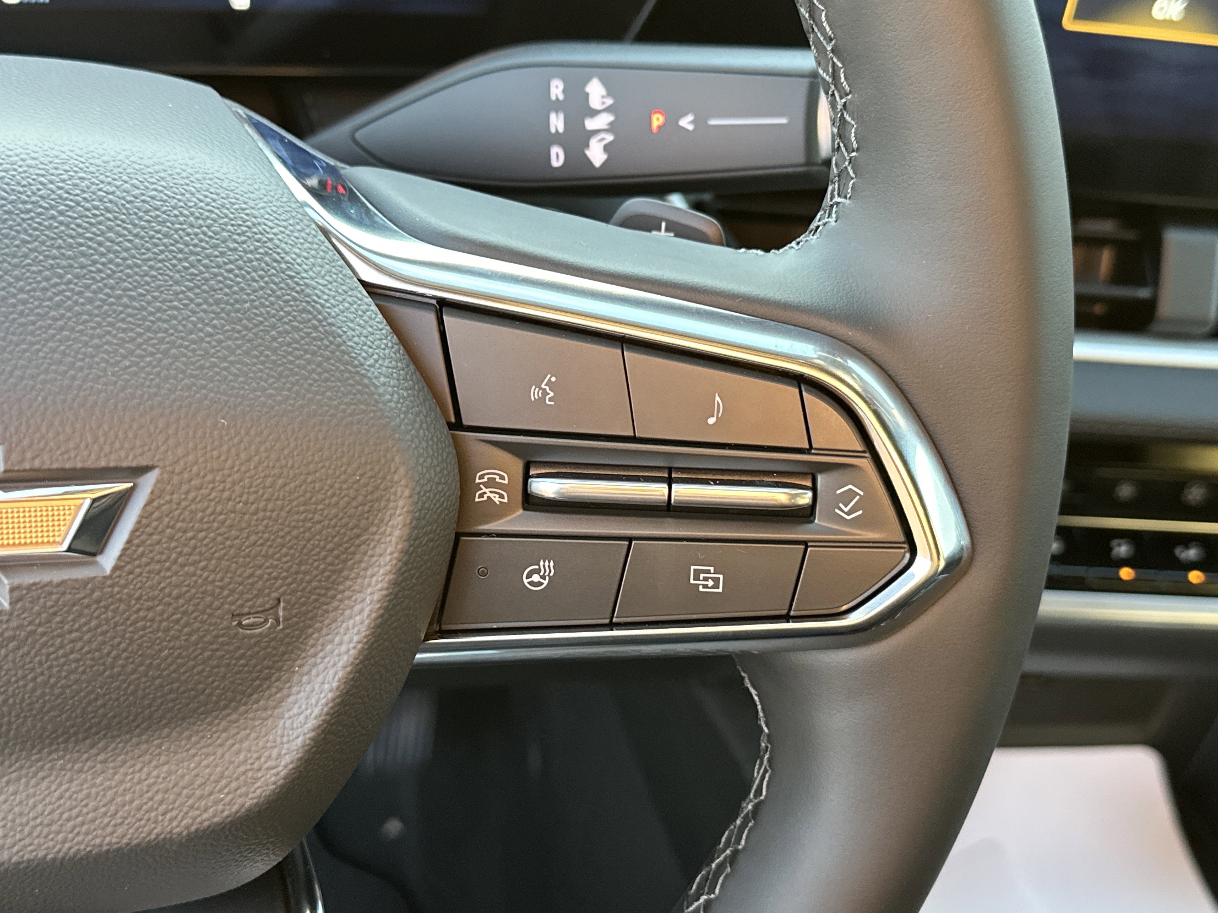 New 2026 Chevrolet Equinox LT w/ Convenience Package II image 11