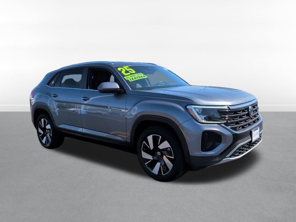 Used 2025 Volkswagen Atlas Cross Sport SE AWD/4WD image 3