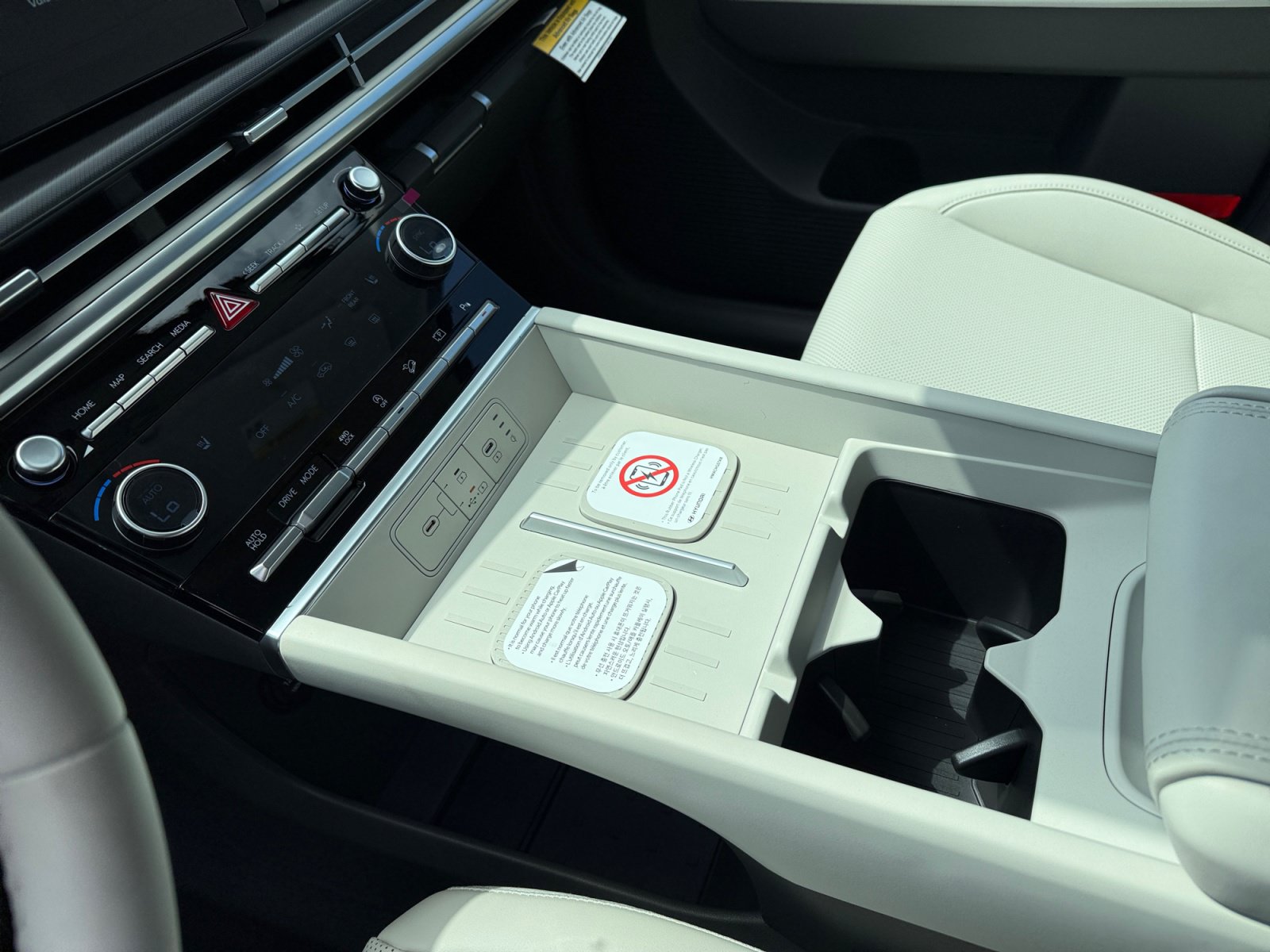 New 2026 Hyundai Santa Fe SEL AWD/4WD image 13