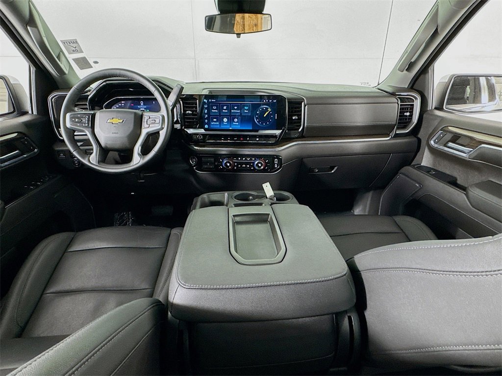 Used 2024 Chevrolet Silverado 1500 LT w/ Leather Package image 28