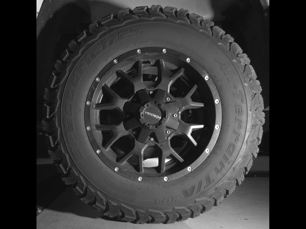 Used 2022 RAM 2500 Big Horn AWD/4WD image 14