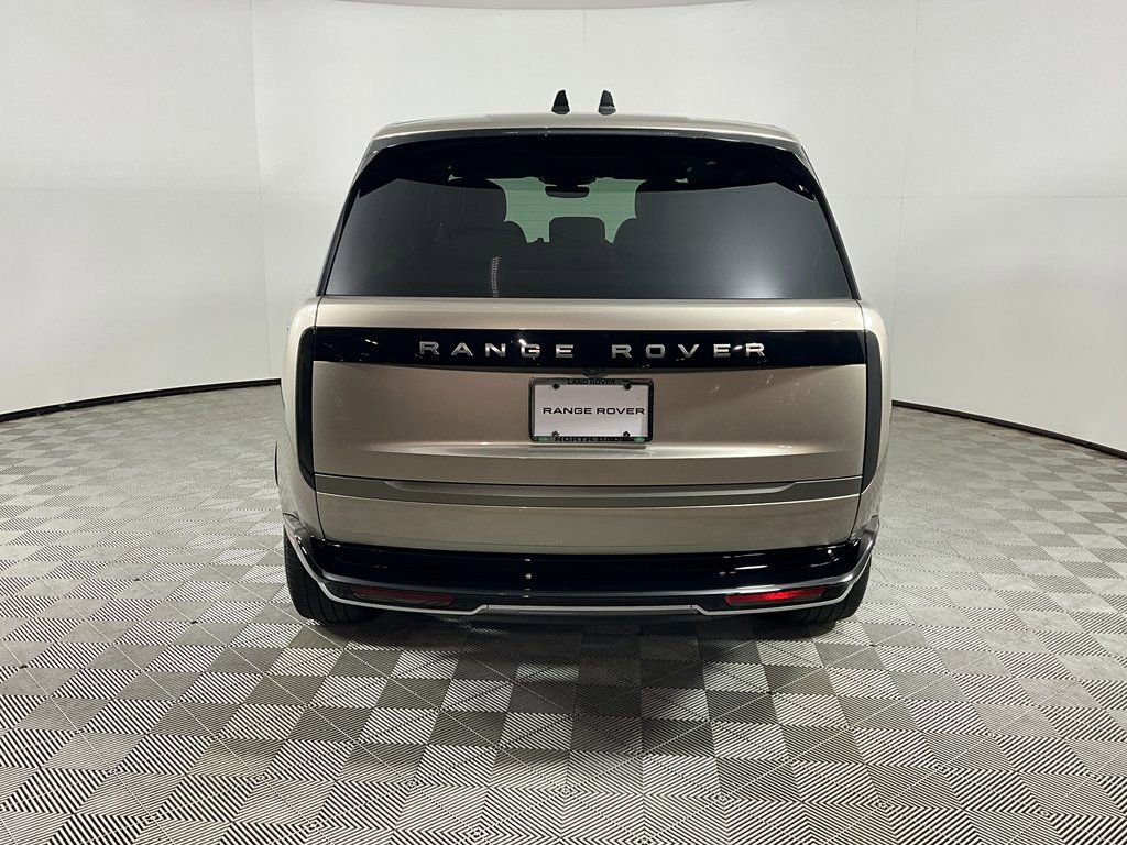 Used 2025 Land Rover Range Rover Long Wheelbase SE image 8