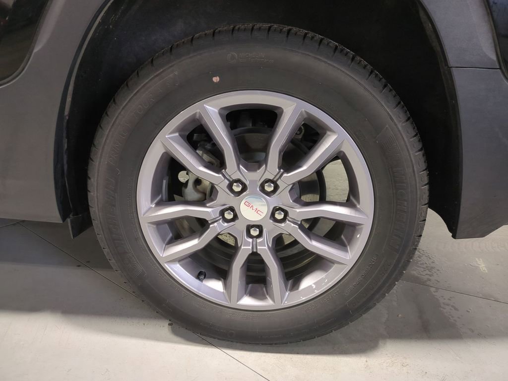 Used 2022 GMC Terrain SLT image 17