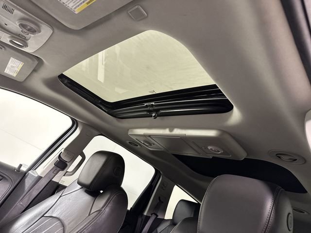 Used 2015 Chevrolet Traverse LTZ image 19