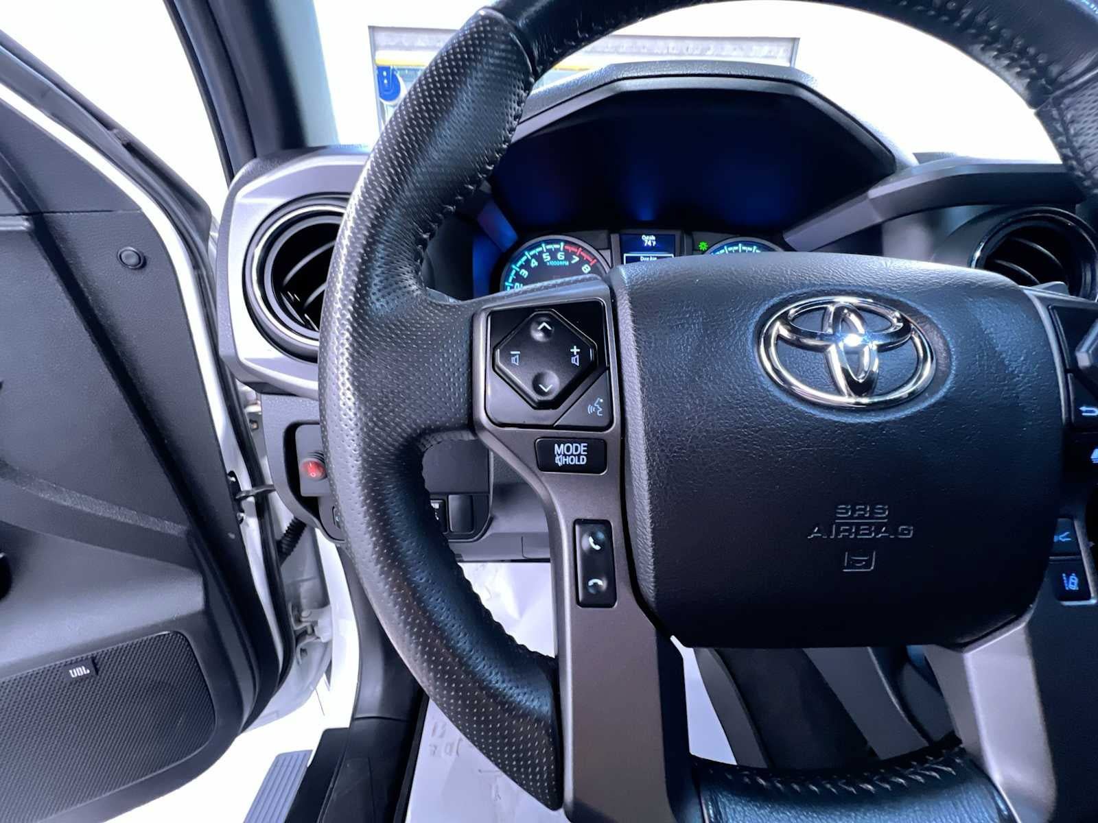 Used 2022 Toyota Tacoma TRD Pro AWD/4WD image 20