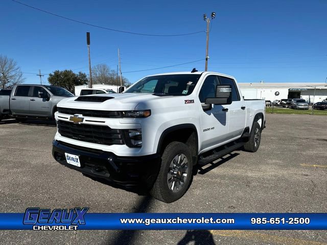 New 2025 Chevrolet Low Cab Forward 5500XD RWD image 1