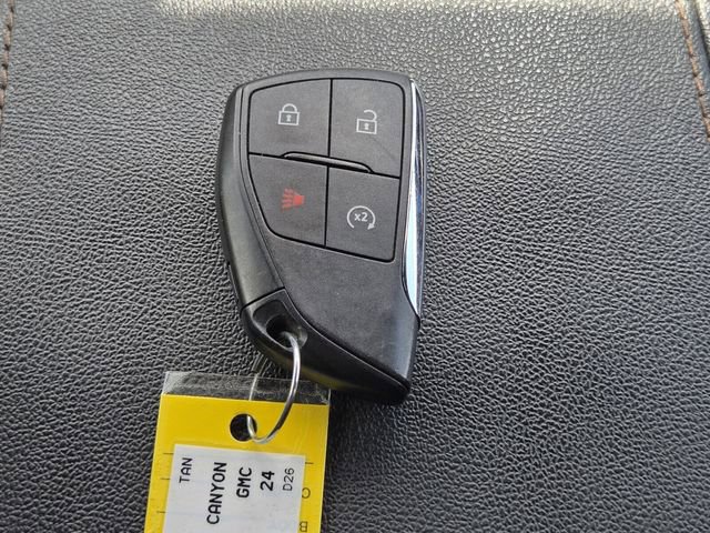 Certified 2024 GMC Canyon AT4 w/ AT4 Premium Package AWD/4WD image 23