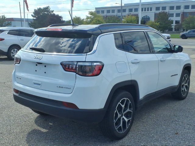 Used 2025 Jeep Compass Limited AWD/4WD image 5