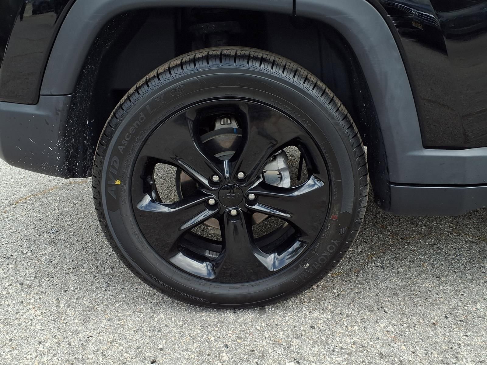 Used 2019 Jeep Compass Altitude image 4