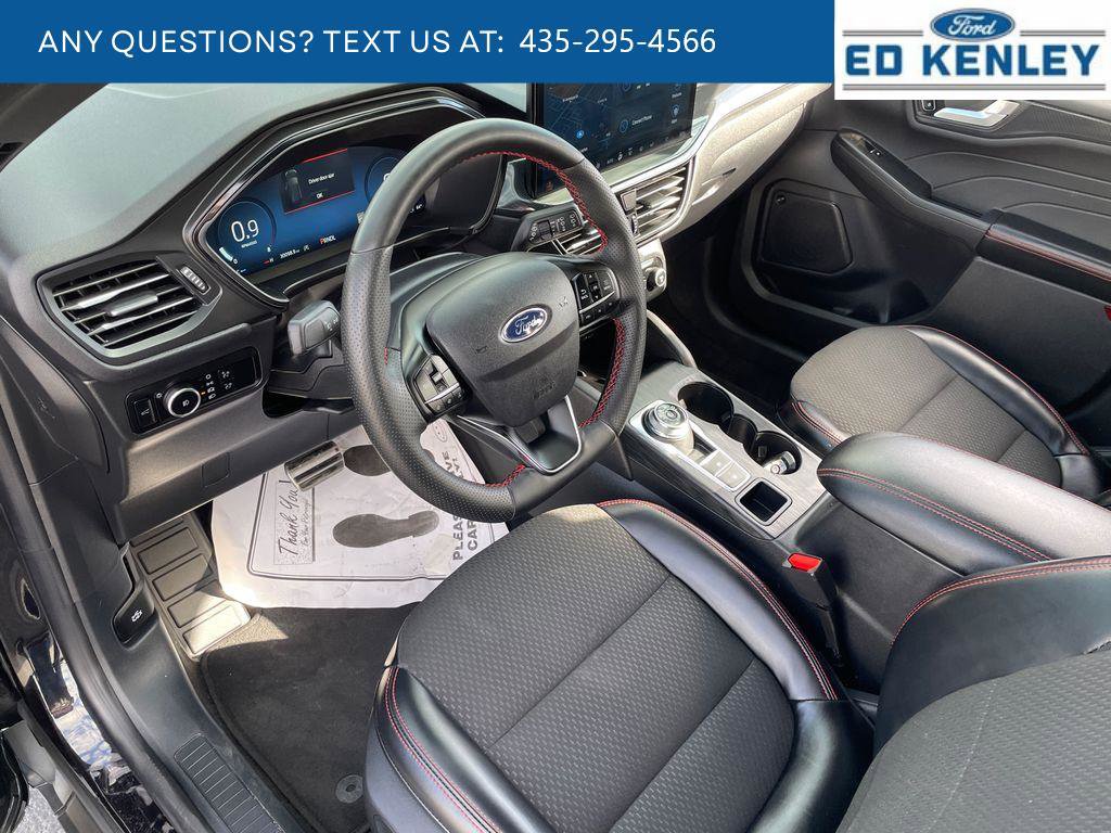 Used 2024 Ford Escape ST-Line Select w/ Tech Pack #2 image 4