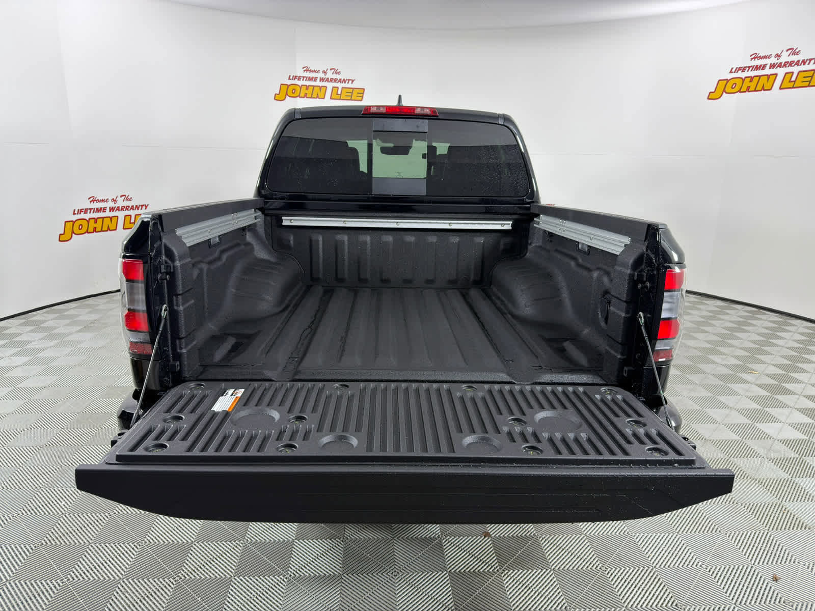 New 2026 Nissan Frontier PRO-4X w/ Pro Premium Package image 5