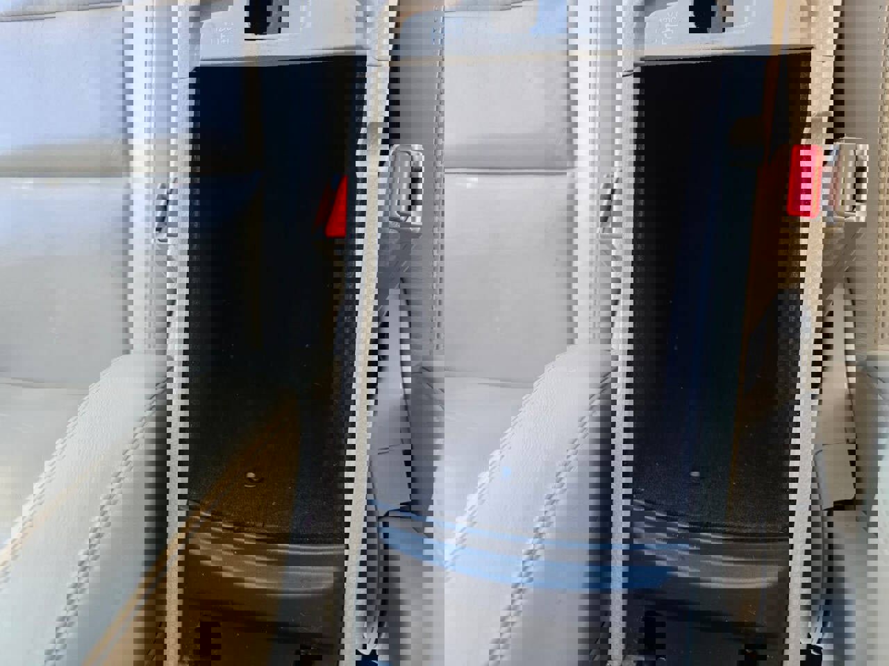 Used 2016 Dodge Durango Limited w/ Nav & Power Liftgate Group image 37