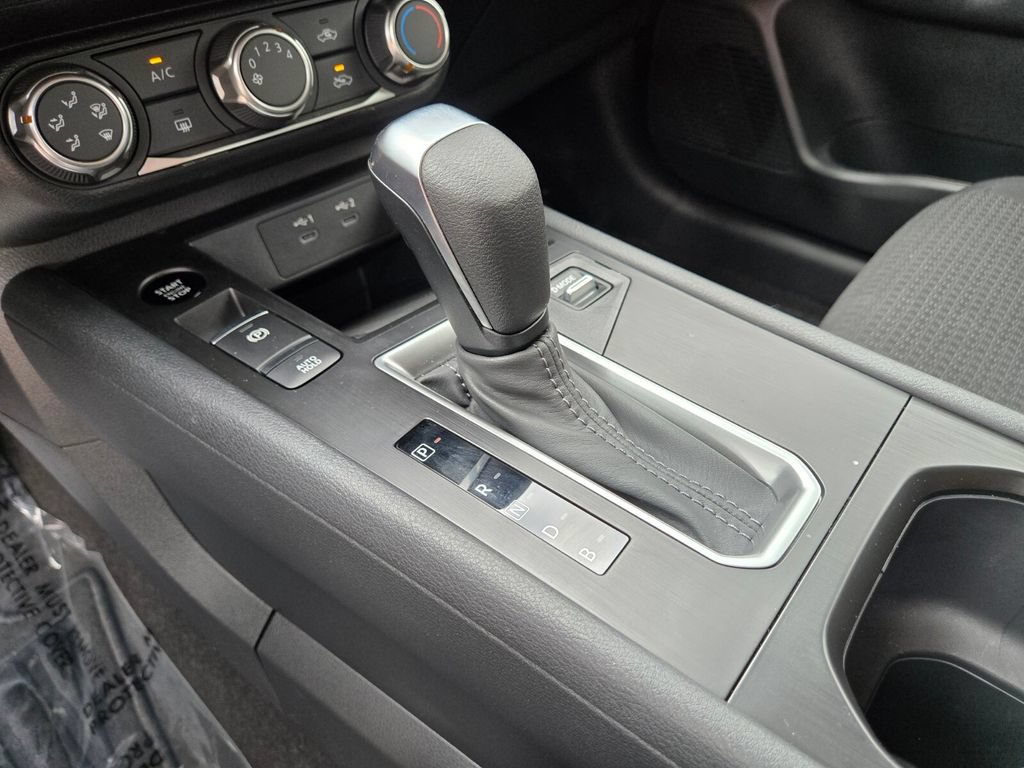 Used 2026 Nissan Kicks S FWD image 31