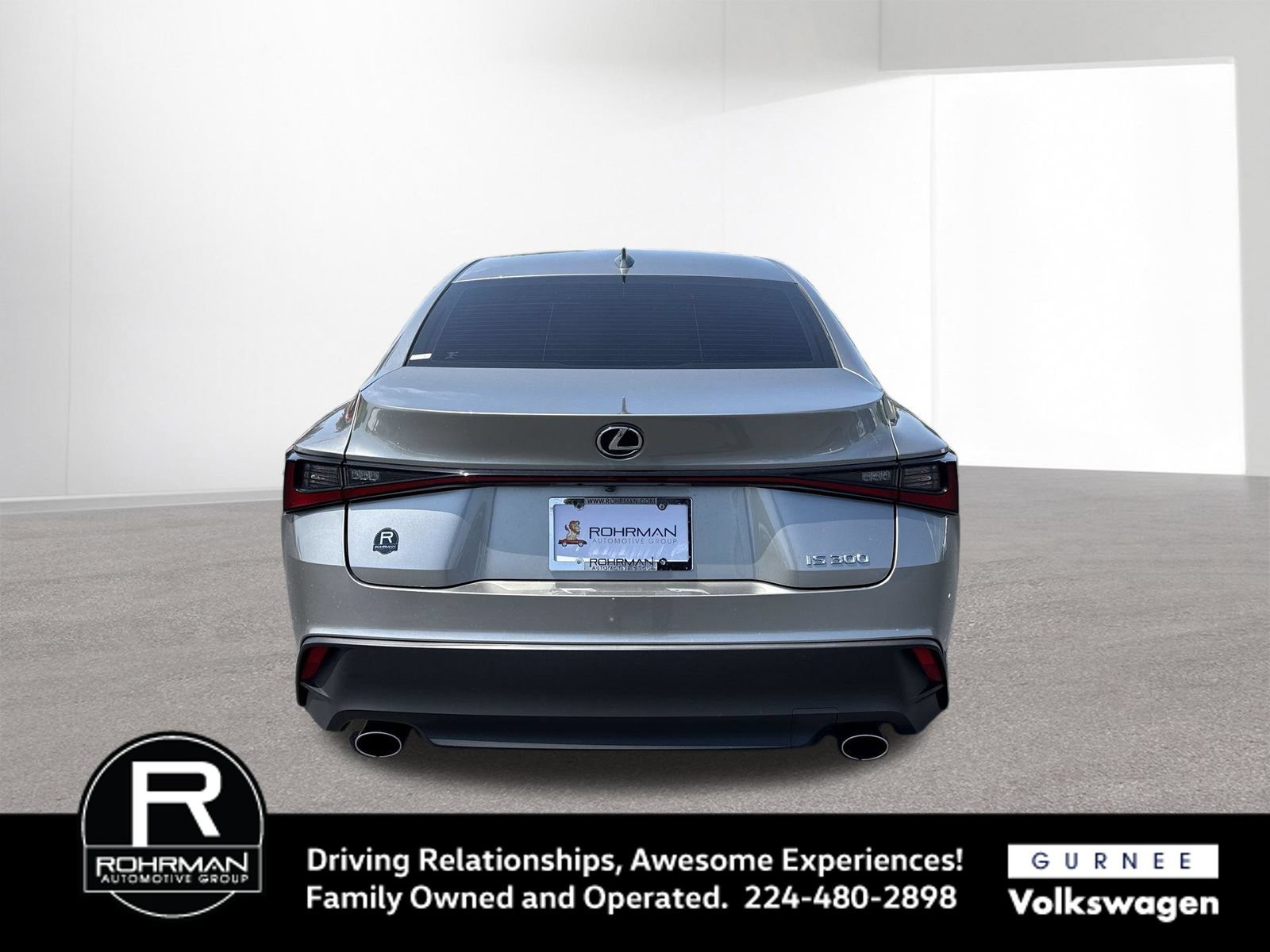 Used 2022 Lexus IS 300 w/ Accessory Package RWD image 8