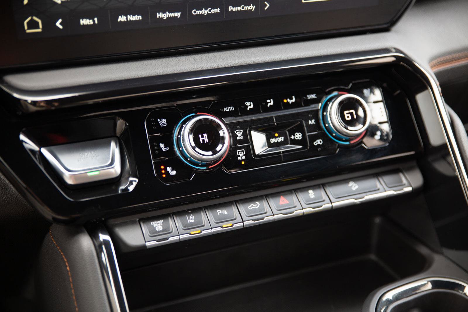 Certified 2024 GMC Sierra 2500 AT4 w/ AT4 Premium Plus Package image 16