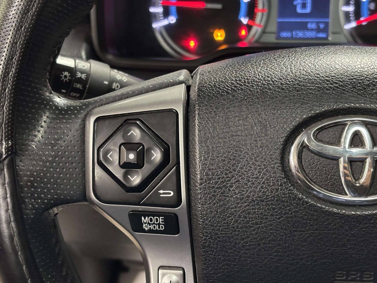 Used 2017 Toyota 4Runner SR5 Premium AWD/4WD image 29
