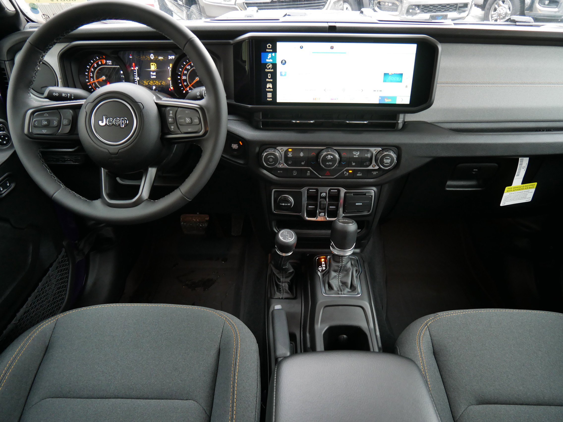 New 2026 Jeep Gladiator Sport image 7