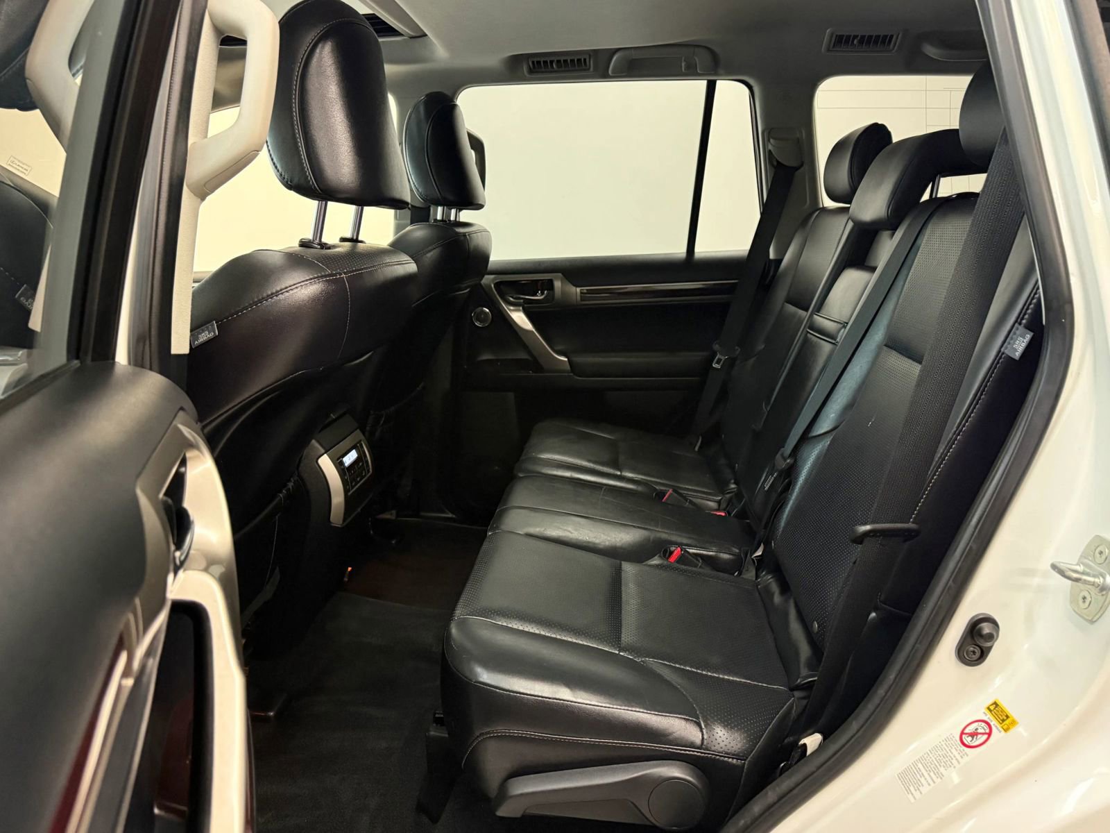 Used 2015 Lexus GX 460 Luxury image 18