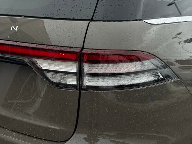 New 2026 Lincoln Aviator Reserve image 6