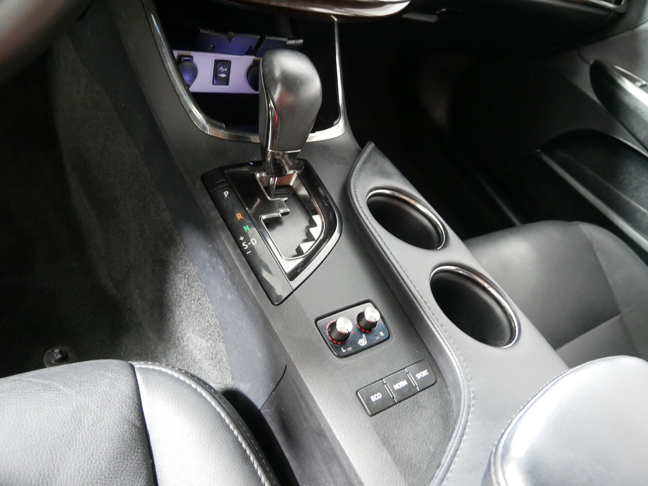 Used 2015 Toyota Avalon XLE Touring FWD image 24