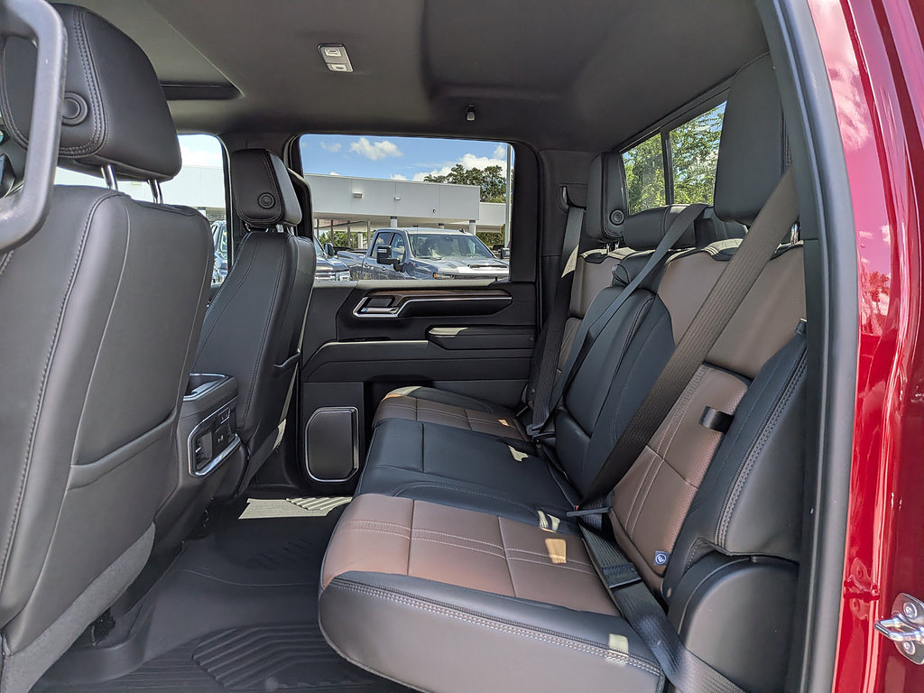 Certified 2026 Chevrolet Silverado 2500 High Country w/ Technology Package AWD/4WD image 13