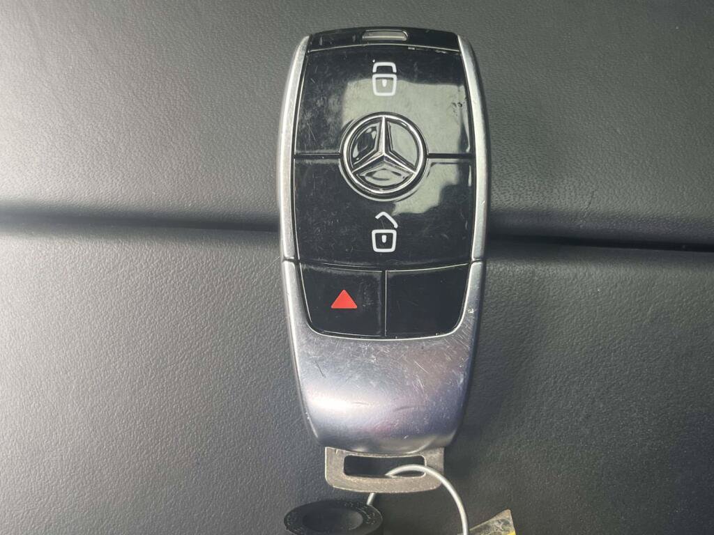 Used 2023 Mercedes-Benz G 550 image 4