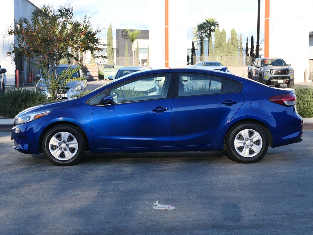 Used 2017 Kia Forte LX w/ LX Popular Package image 6