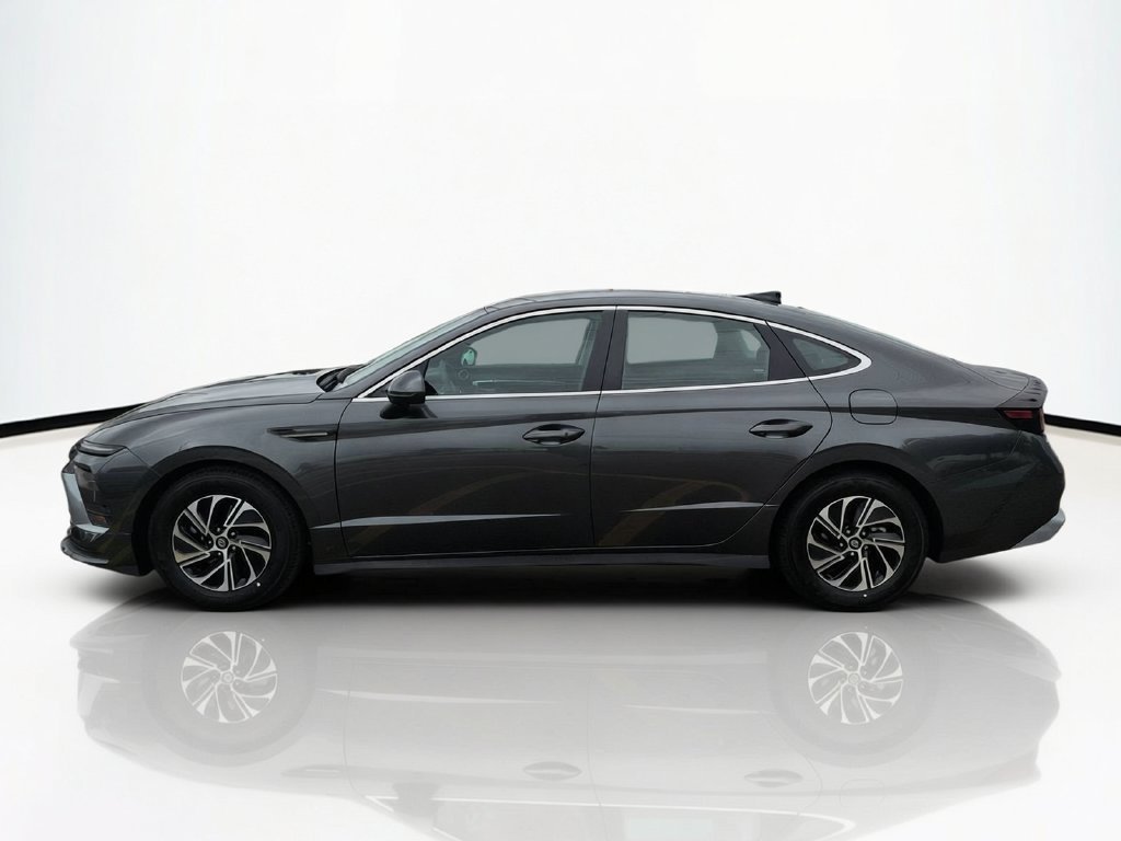 New 2027 Hyundai Sonata Blue FWD image 10