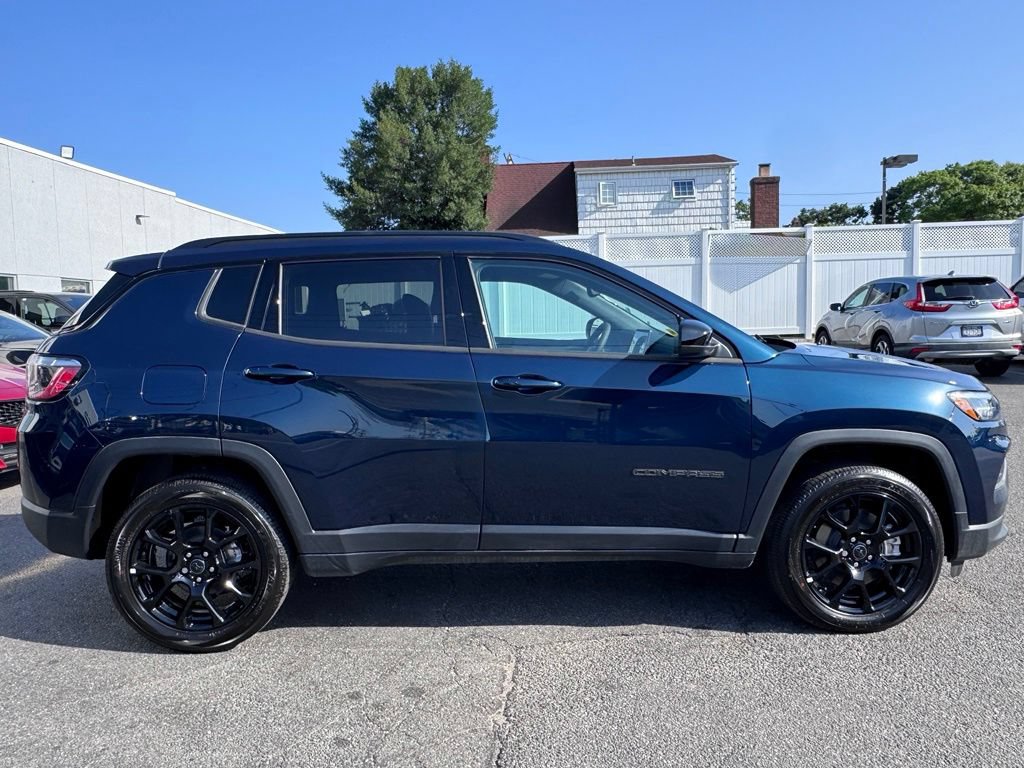 New 2026 Jeep Compass Latitude AWD/4WD image 8