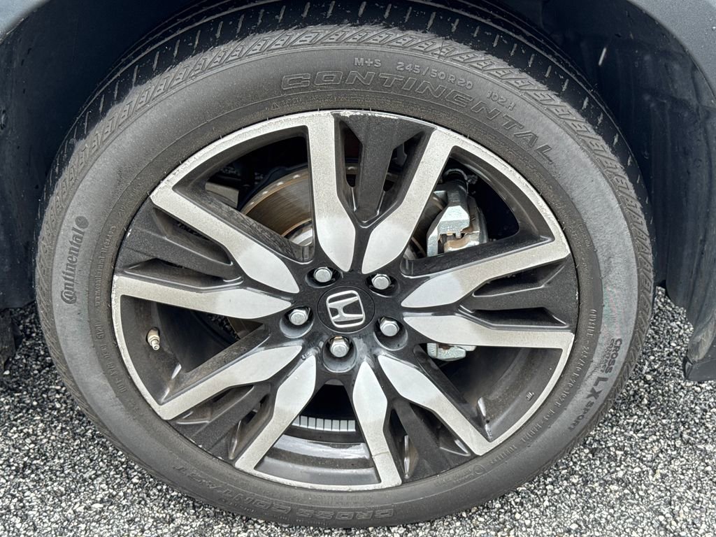 Used 2021 Honda Pilot Touring image 12