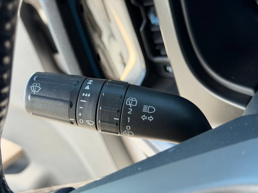 Used 2023 Ford Bronco Wildtrak AWD/4WD image 33