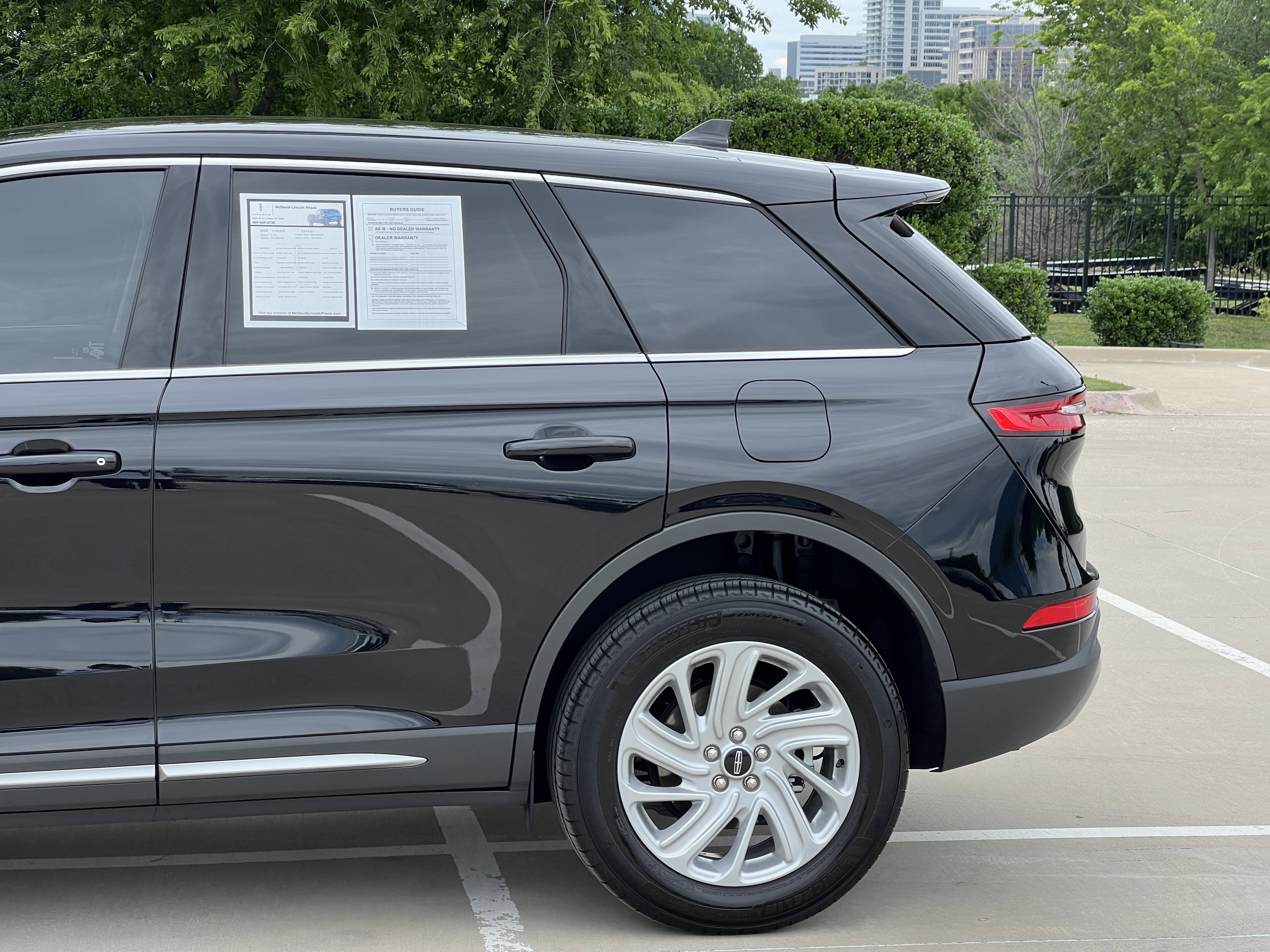 Certified 2024 Lincoln Corsair FWD image 6