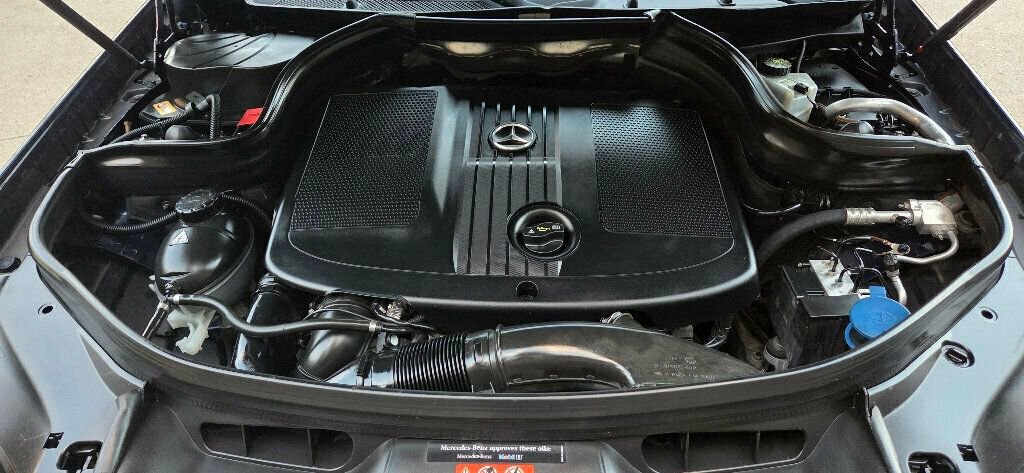 Used 2014 Mercedes-Benz GLK 250 BlueTEC 4MATIC image 36