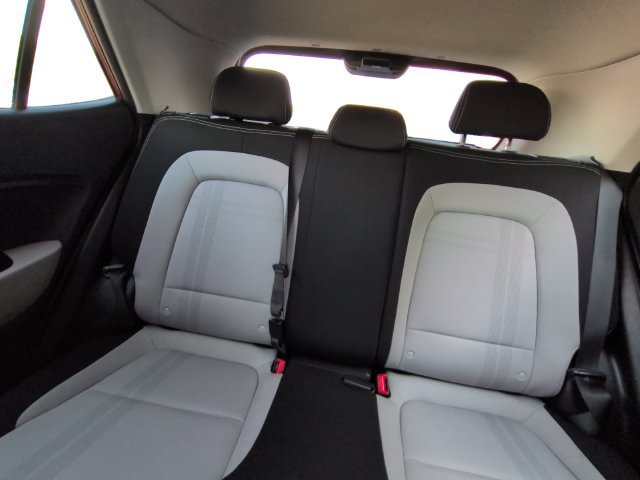 Used 2024 Hyundai Venue SEL FWD image 22