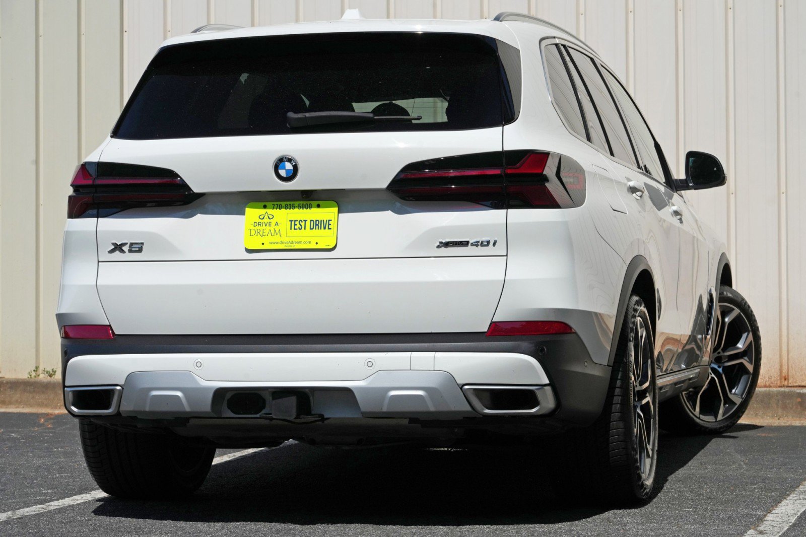 Used 2024 BMW X5 xDrive40i w/ Parking Assistance Package AWD/4WD image 5