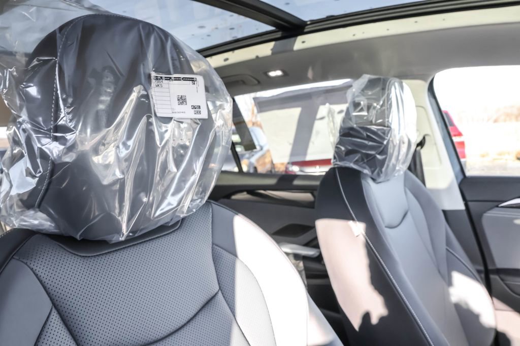 New 2026 Volkswagen Tiguan SE image 42