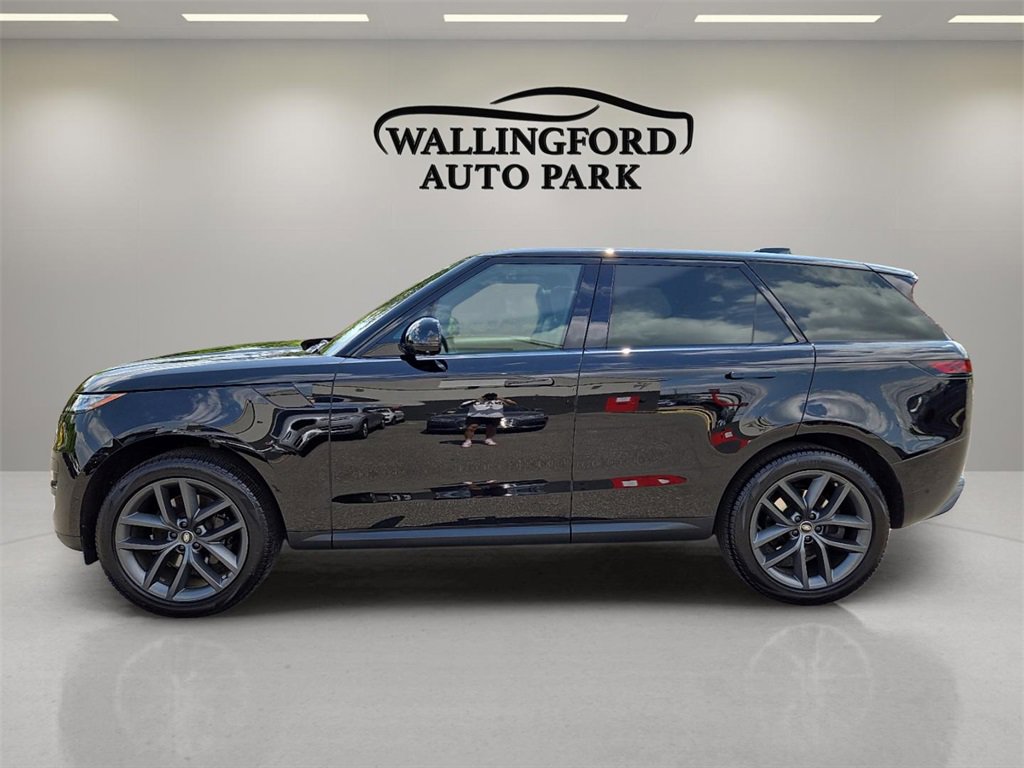 Used 2024 Land Rover Range Rover Sport SE image 7