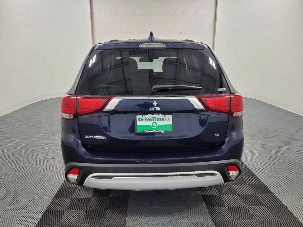 Used 2020 Mitsubishi Outlander SE image 6